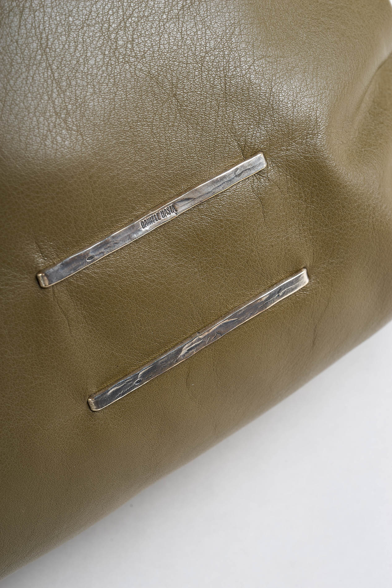 daniele basta leather and silver bags - DETAIL